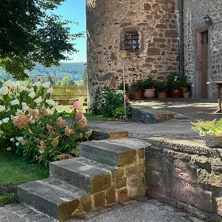 Tuermerstube - Scandi Style - In Der Historischen Hinterburg - Nahe Fulda