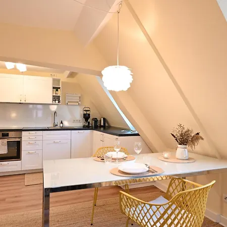 Tuermerstube - Scandi Style - In Der Historischen Hinterburg - Nahe Fulda Schlitz