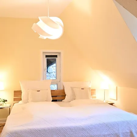 Tuermerstube - Scandi Style - In Der Historischen Hinterburg - Nahe Fulda
