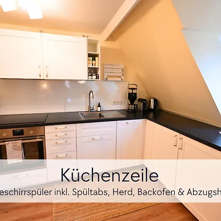 Tuermerstube - In Der Hinterburg - Mit Aufzug, Parkplatz, E-ladestation & Garten - Hunde Willkommen