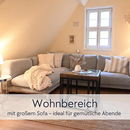 Tuermerstube - In Der Hinterburg - Mit Aufzug, Parkplatz, E-ladestation & Garten - Hunde Willkommen