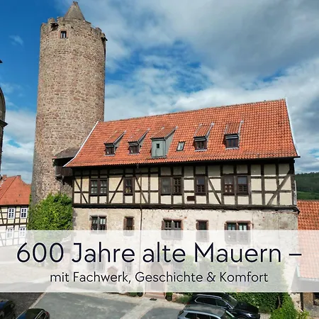 Tuermerstube - In Der Hinterburg - Mit Aufzug, Parkplatz, E-ladestation & Garten - Hunde Willkommen Schlitz