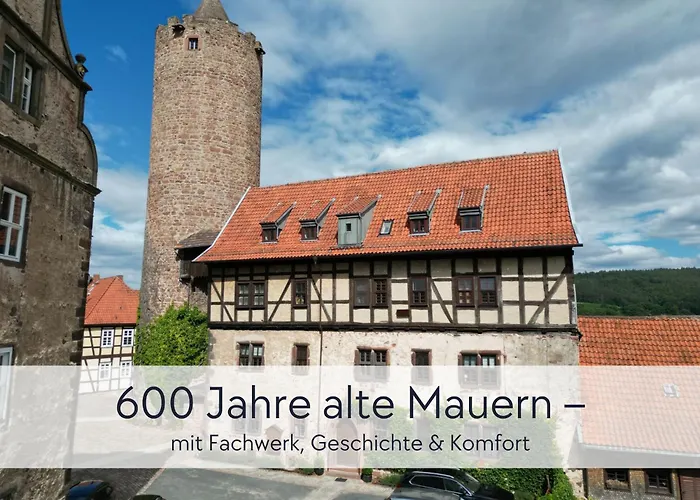 Tuermerstube - In Der Hinterburg - Mit Aufzug, Parkplatz, E-ladestation & Garten - Hunde Willkommen Schlitz