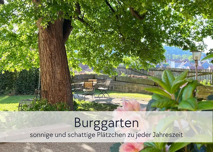 Tuermerstube - In Der Hinterburg - Mit Aufzug, Parkplatz, E-ladestation & Garten - Hunde Willkommen Apartman Schlitz